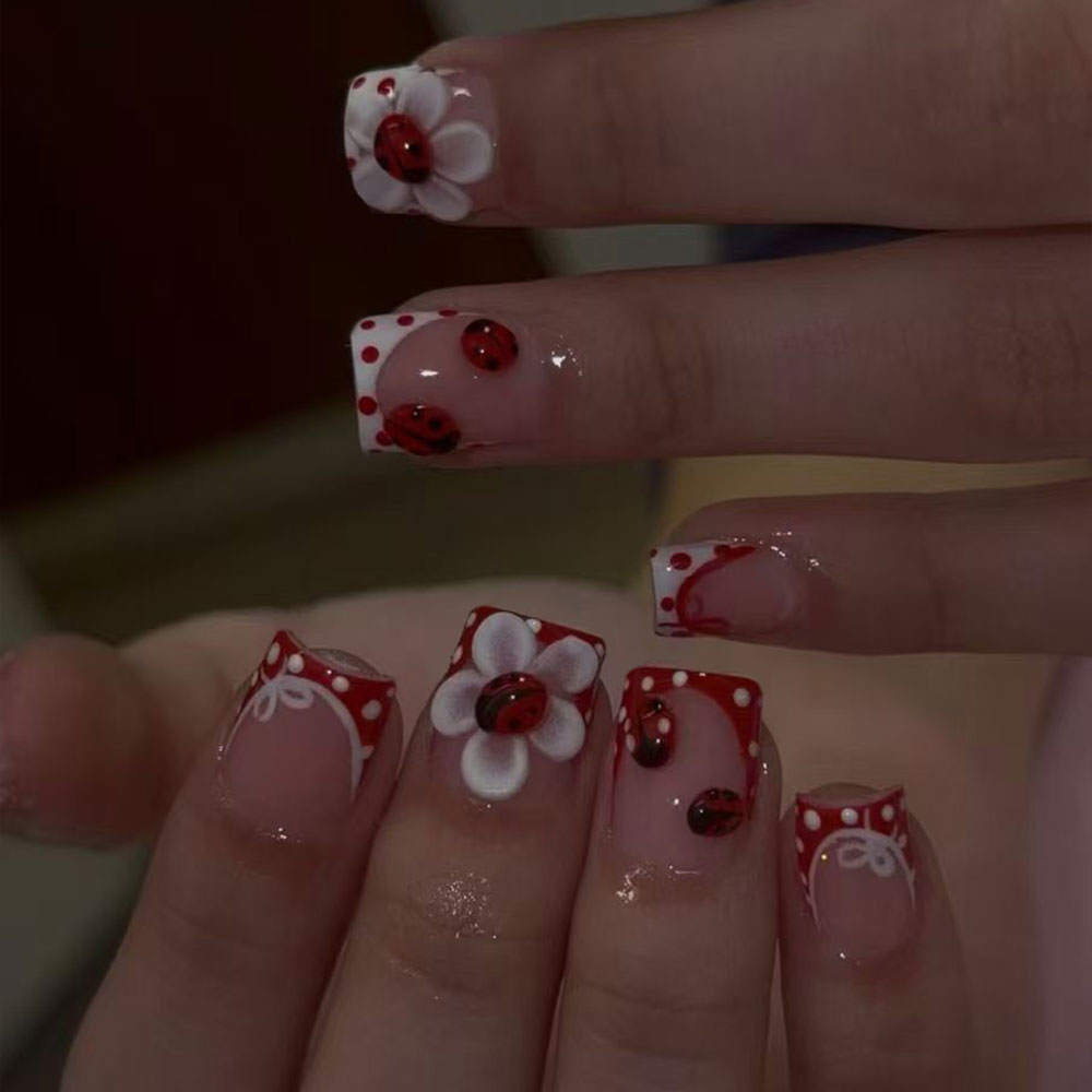 Nail Art French - Set başına 24 parça. Dikdörtgen 3D