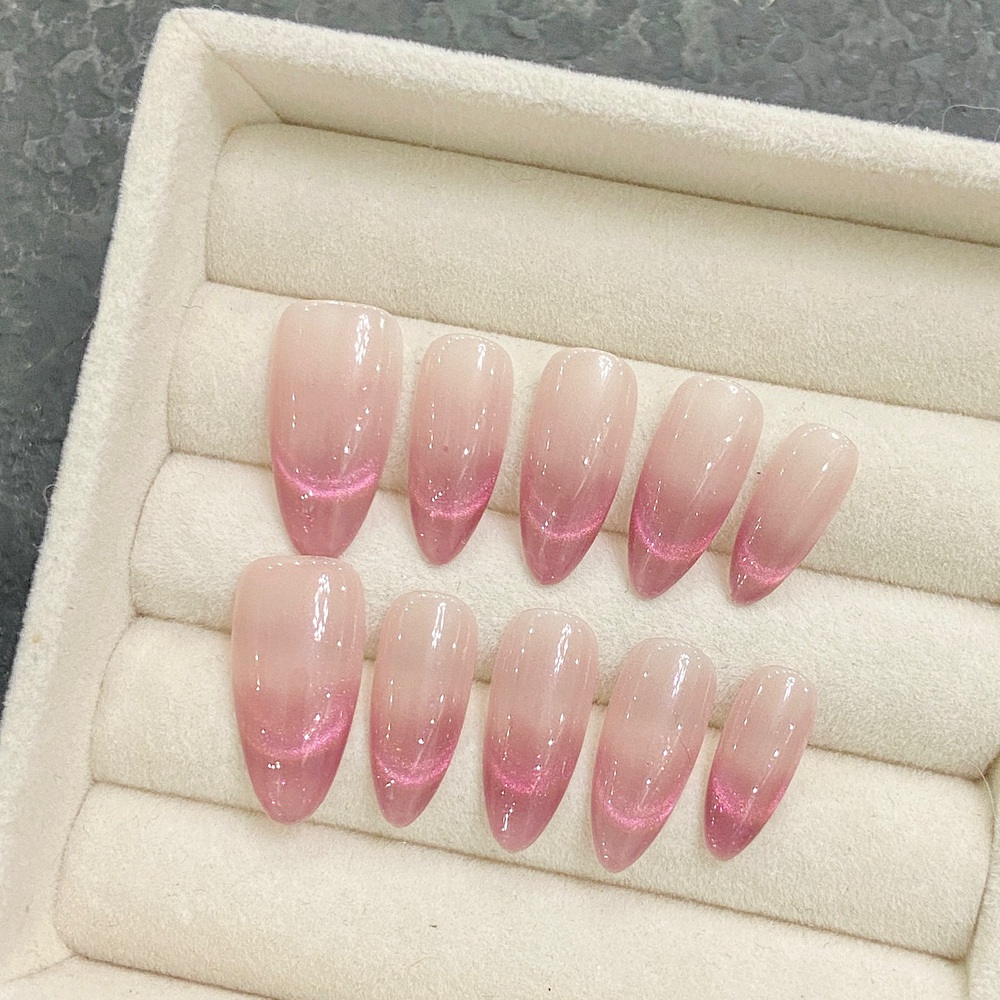El yapımı Badem Tırnaklar üzer - Nail Art French incelemesi ve fiyatı