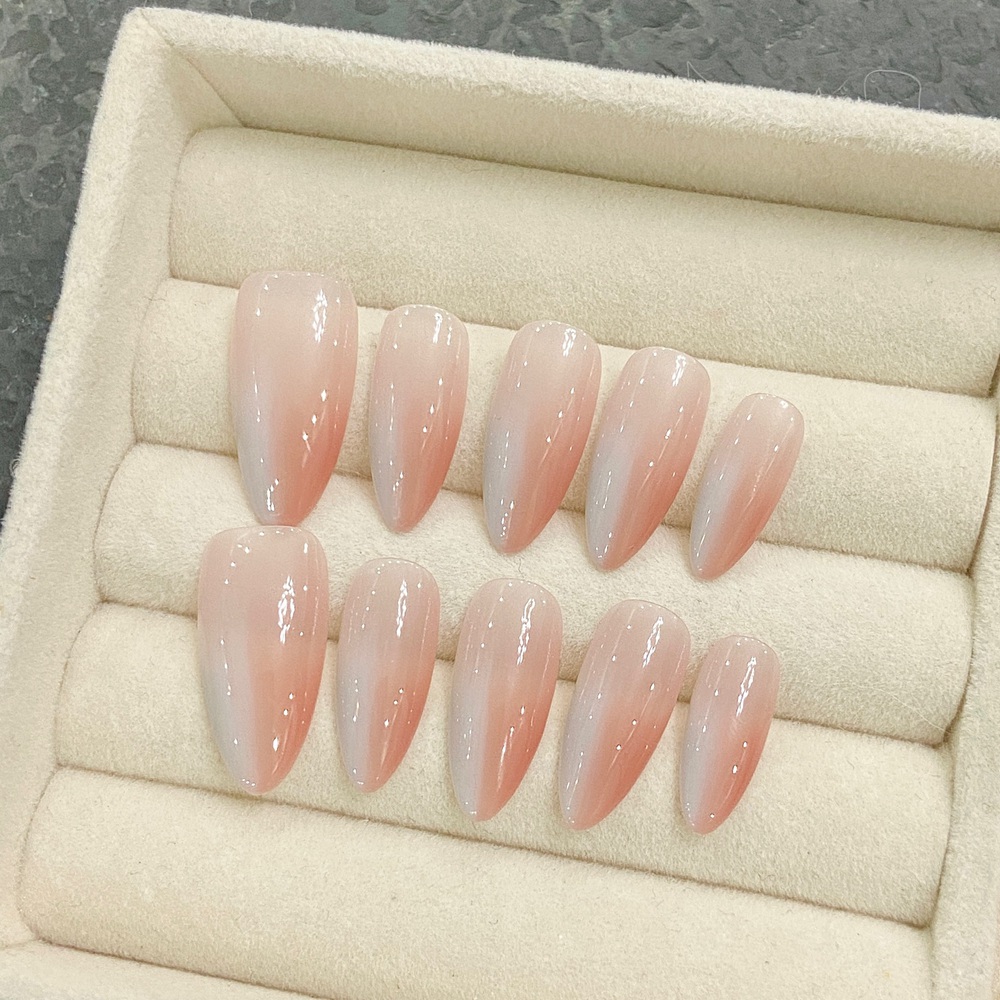 El yapımı Badem Tırnaklar üzer - Nail Art French incelemesi ve fiyatı