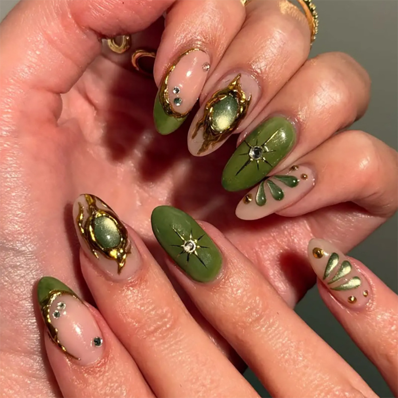 24 Adet Yeşil Kedi Gözü Takma  - Nail Art French incelemesi ve fiyatı