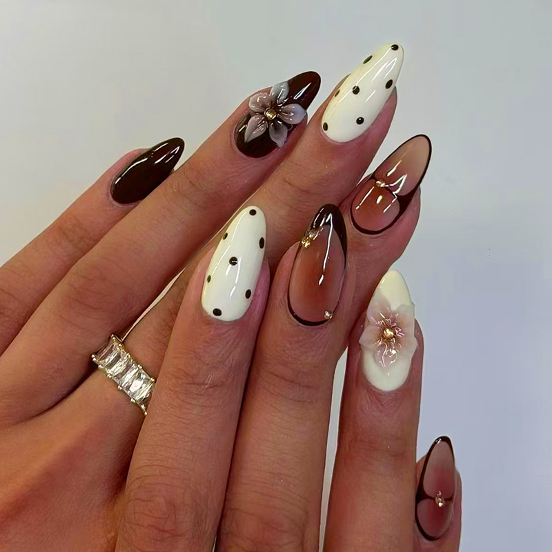 24 adet bitmiş badem şekilli t - Press On Nail Set incelemesi ve fiyatı