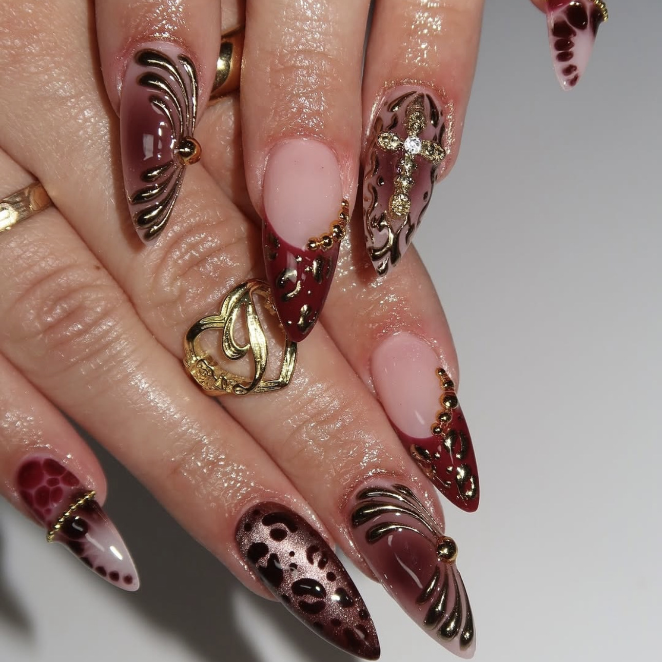 Kadınlar için orta boy takma t - Press On Nail Set incelemesi ve fiyatı