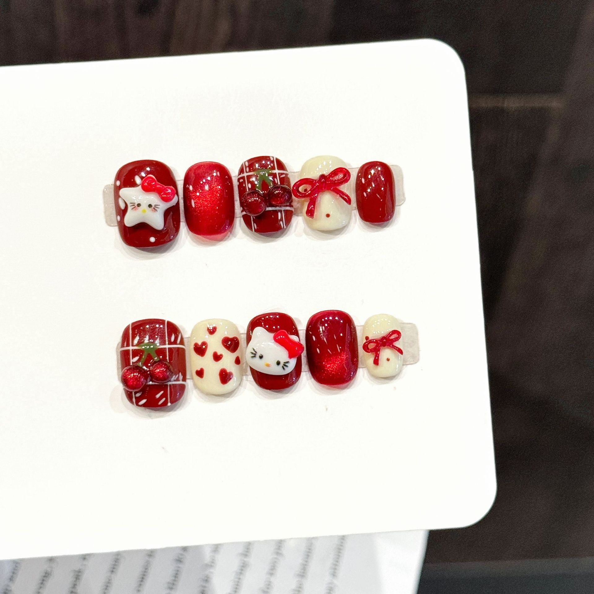 10 Adet El Yapımı Tırnak Süsü  - Nail Art Red Cherry incelemesi ve fiyatı
