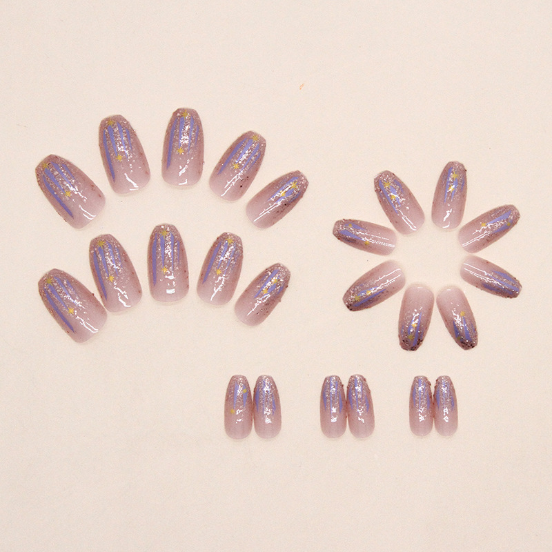 Kadınlar ve kızlar için kısa,  - Press On Nail Set incelemesi ve fiyatı